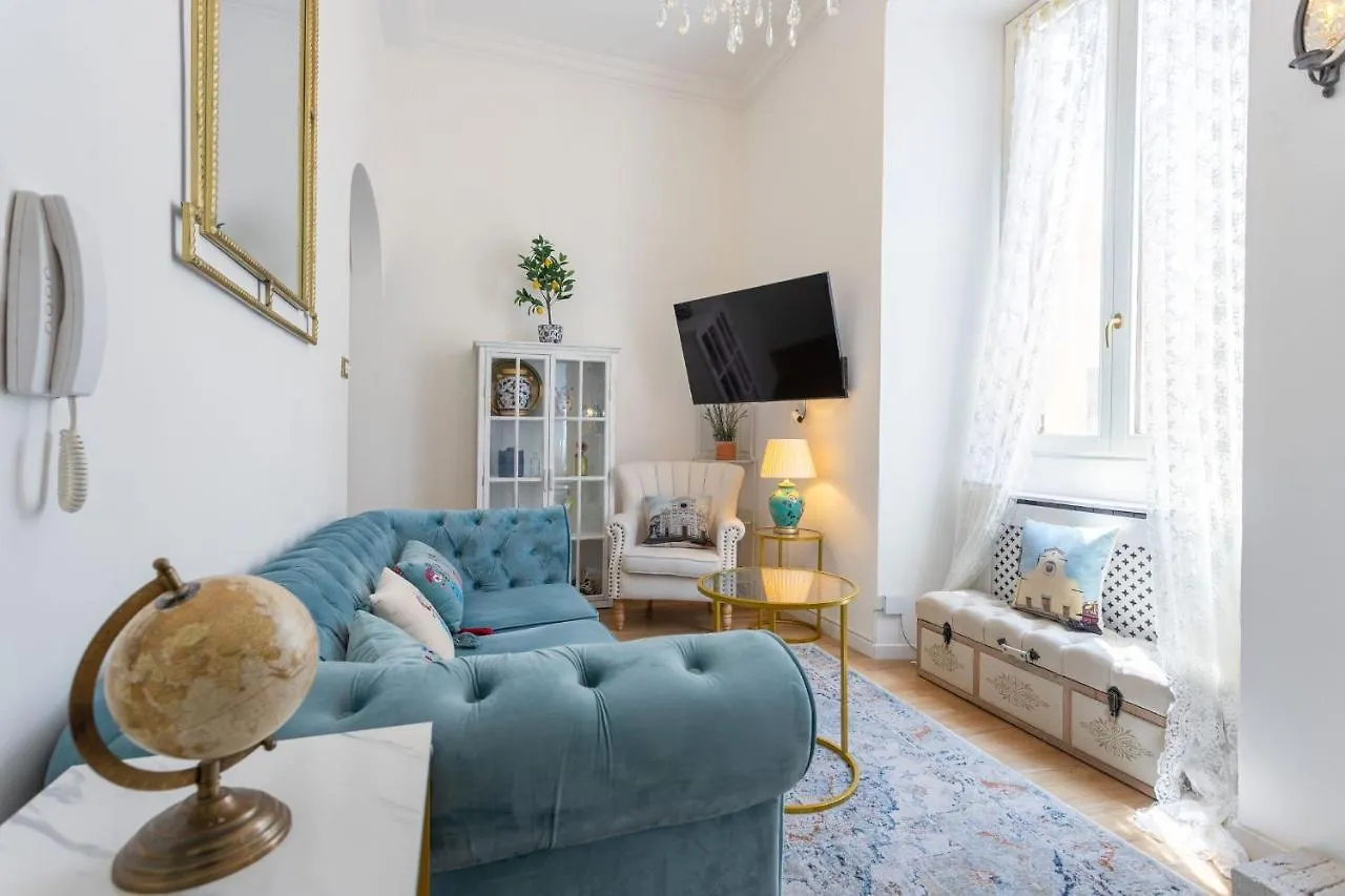 Pearl Of Florence By Halldis Apartment