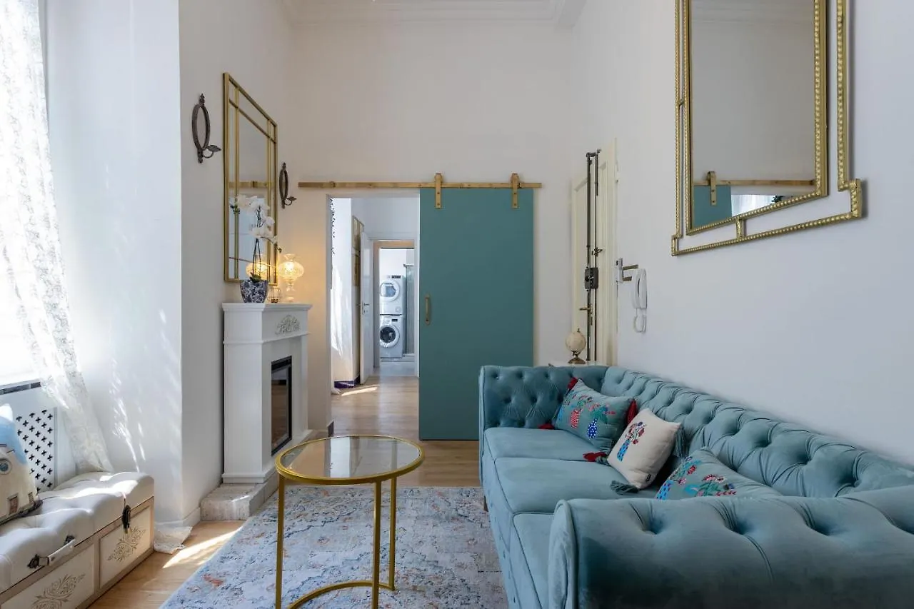 Pearl Of Florence By Halldis Italy